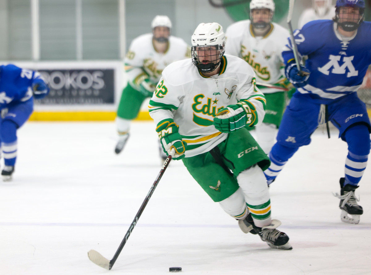 Minnetonka vs Edina Feb11-23 Jeff Lawler32